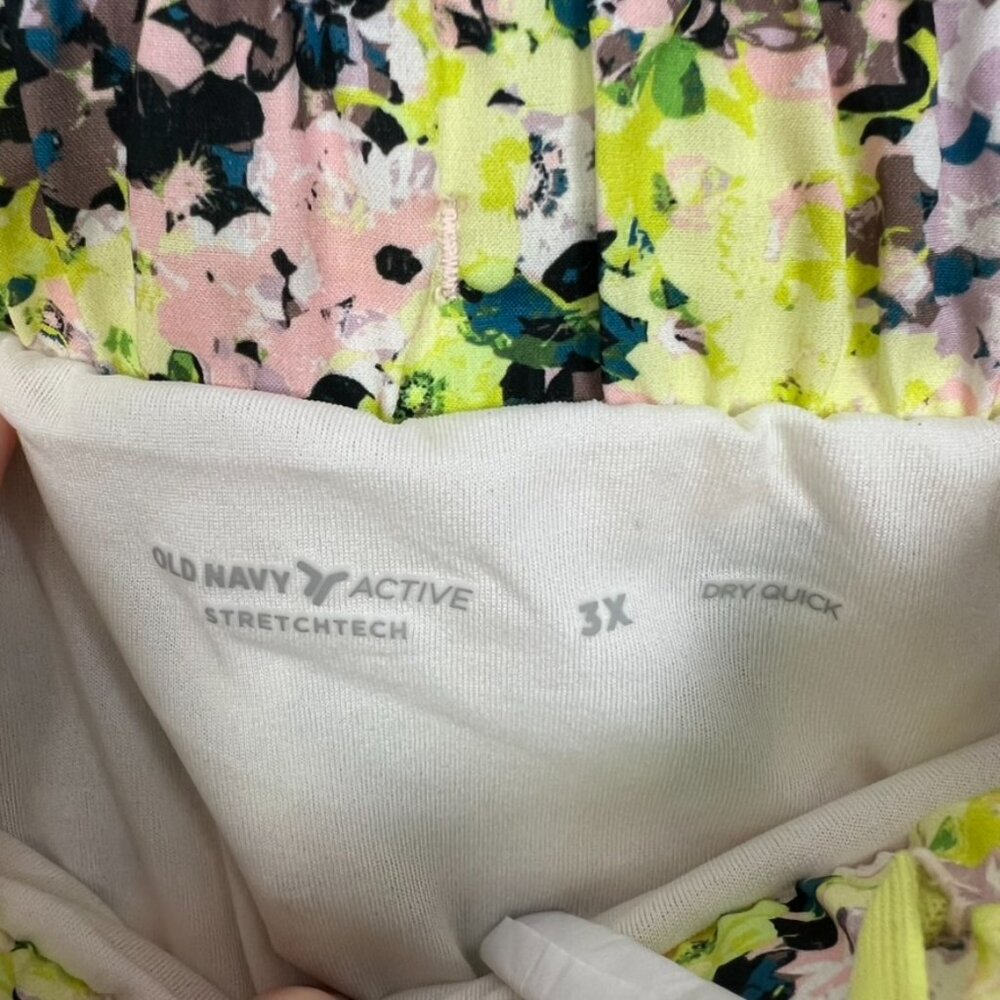 Old Navy Active StretchTech Running Shorts Lined Yellow Floral 3X Plus Size NWOT - Picture 2 of 6